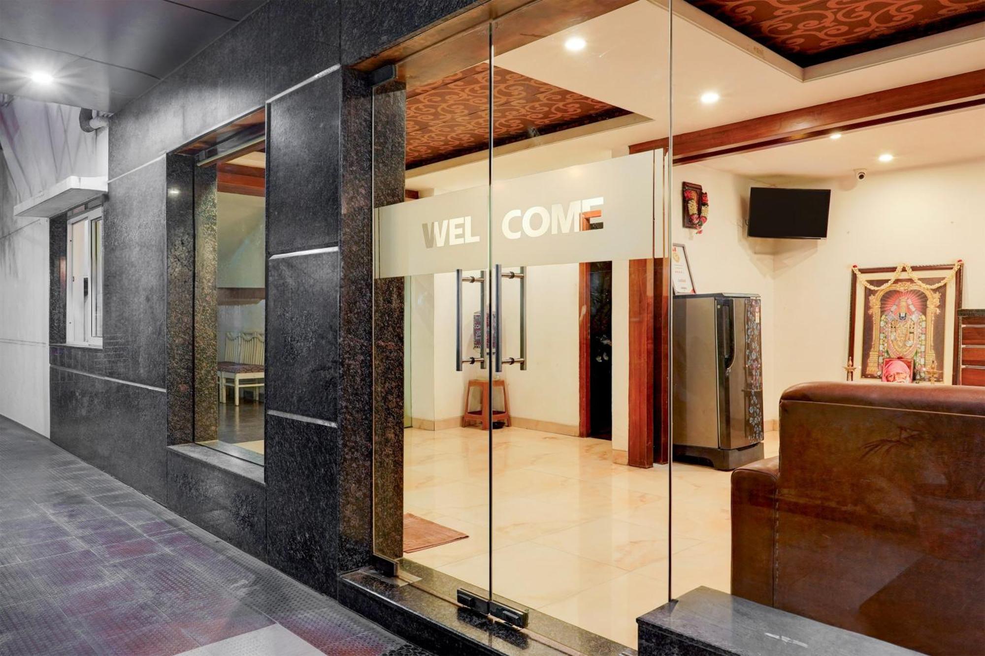 Super Townhouse Arcot Road Near Kauvery Hospital 钦奈 外观 照片