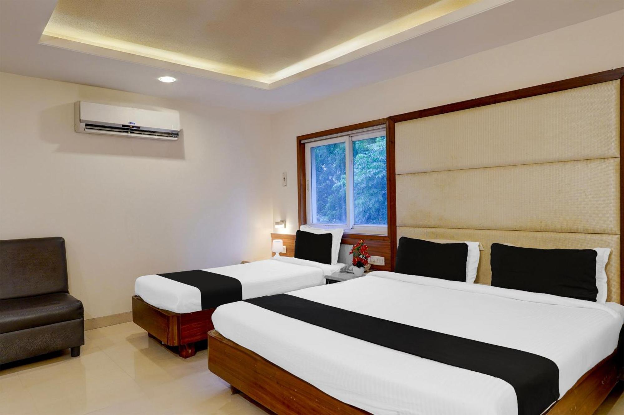 Super Townhouse Arcot Road Near Kauvery Hospital 钦奈 外观 照片